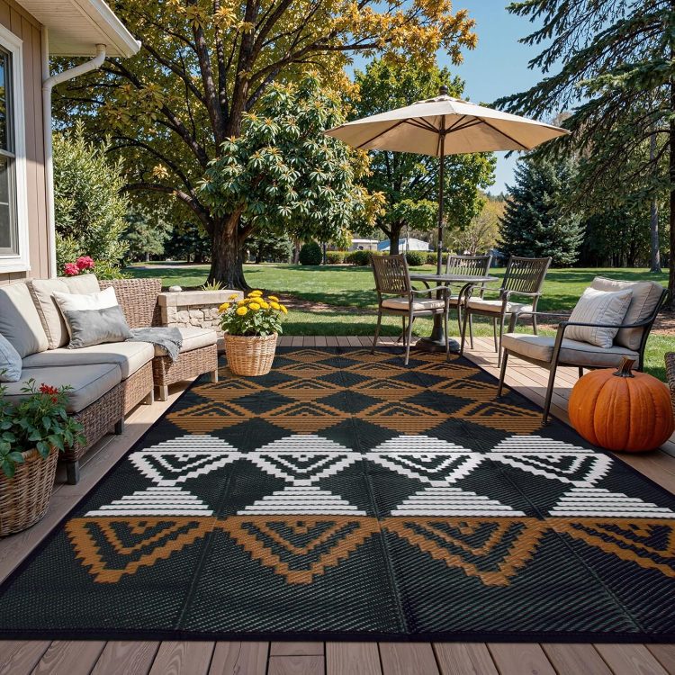 Beeiva Outdoor Rugs 8x10 Waterproof, Modern Geometric Reversible Patio Rug 8x10, Large Foldable Outdoor Plastic Straw Rug for Camping, Porch, Backyard, Balcony, Picnic - Black & Brown